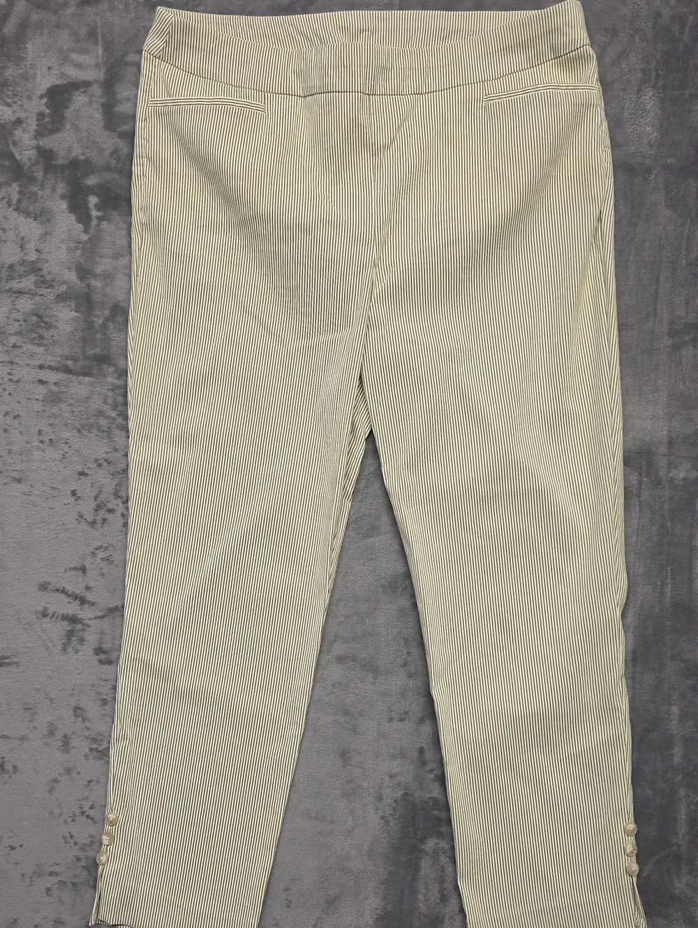 Chico's So Slimming Ankle Searsucker Green & Cream Pants Sz XL(3)